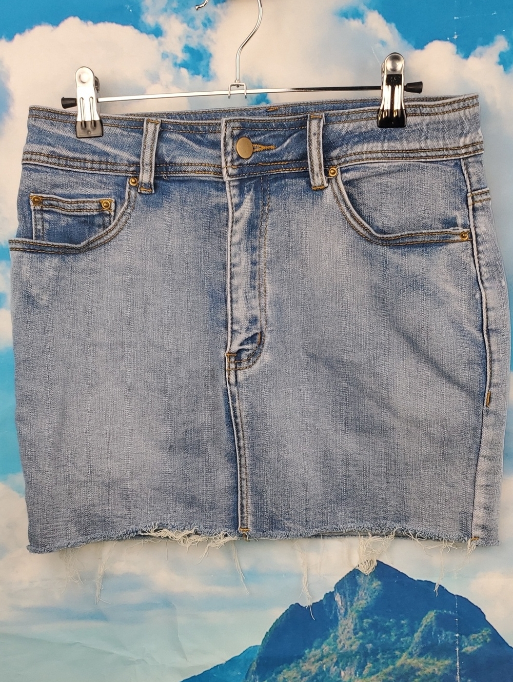 JUST QUELLQ Light Wash Denim Mini Skirt with Frayed Hem